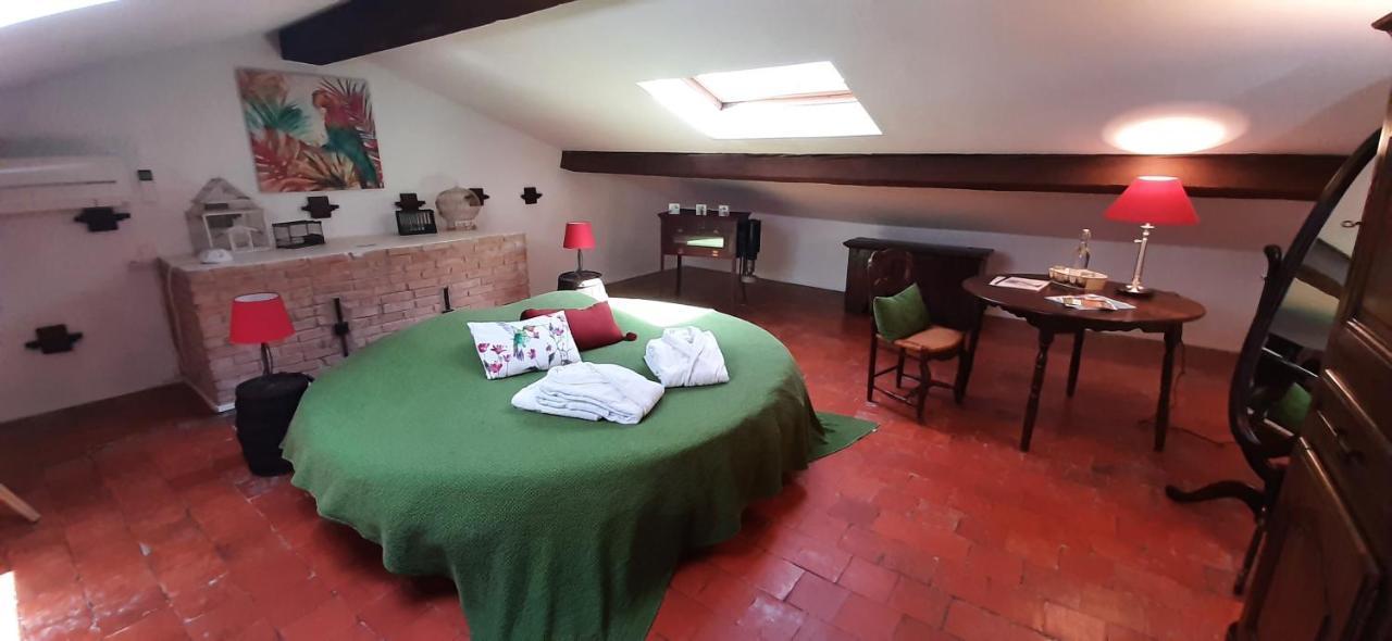 Bed&Breakfast La Grande Lauzade Le Luc Exterior foto