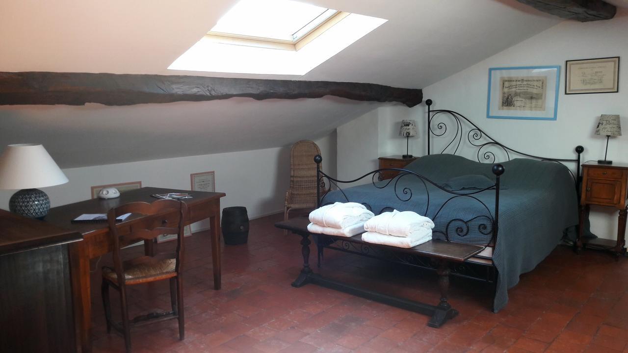 Bed&Breakfast La Grande Lauzade Le Luc Exterior foto